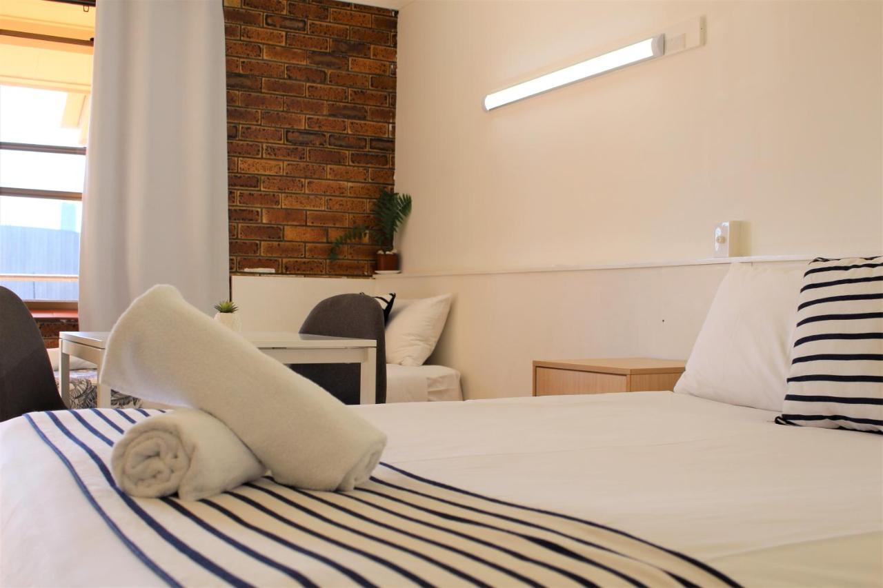 Camden Motor Inn Mermaid Beach Ngoại thất bức ảnh